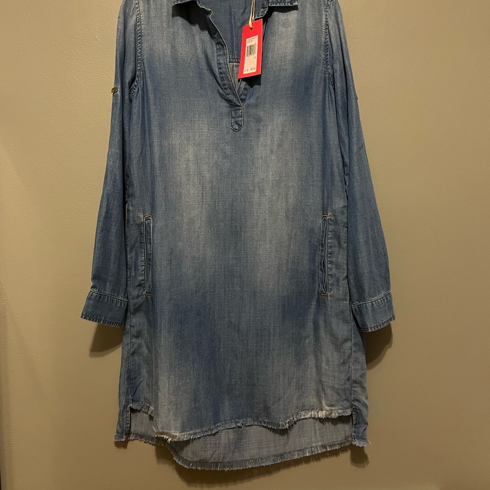 NWT Chelsea & Violet Light Wash Jean Dress with frayed hem Size S - Picture 2 of 14
